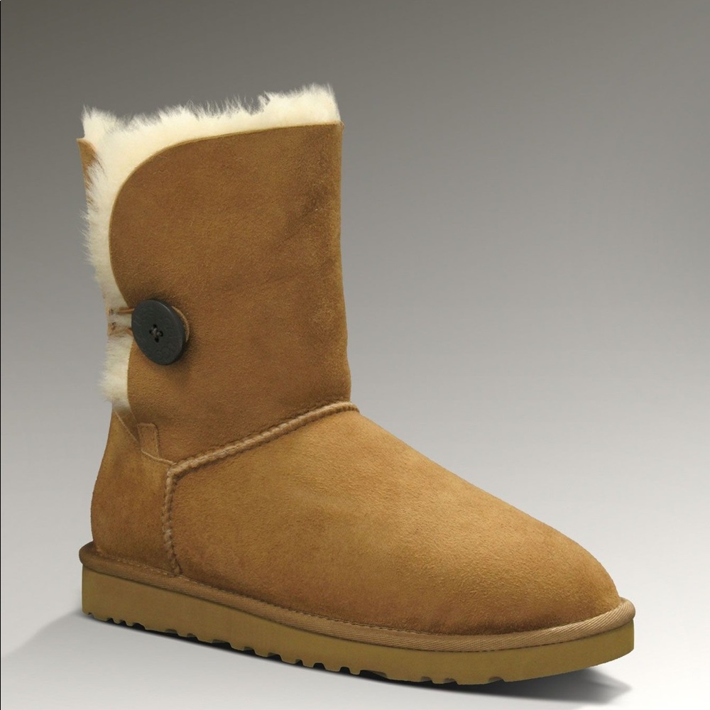 Chestnut Bailey button uggs
